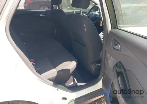 2017 Ford Focus Se из США, поврежденный, VIN 1FADP3F2XHL332132